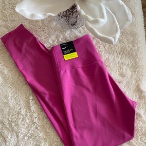 THE NIKE ONE -tight fit work out leggings